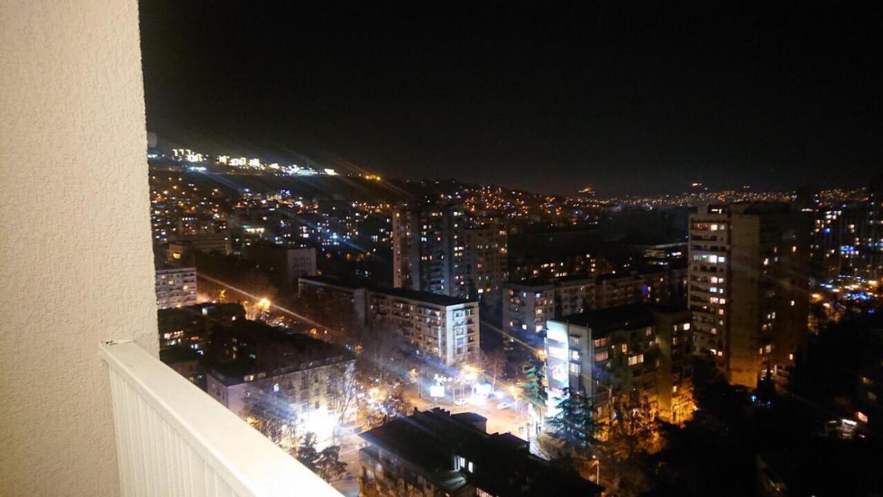 Sol'S M2 White Modern Apartments Tbilisi Exterior foto