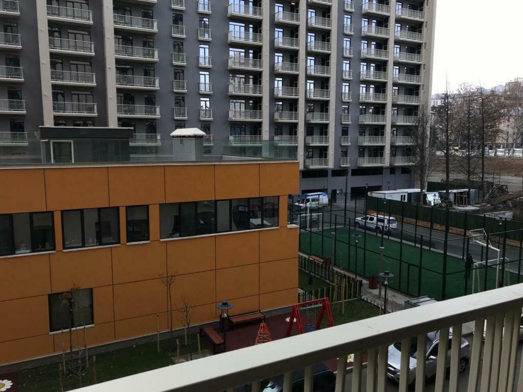 Sol'S M2 White Modern Apartments Tbilisi Exterior foto