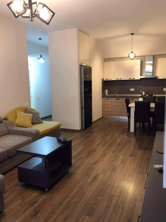 Sol'S M2 White Modern Apartments Tbilisi Exterior foto